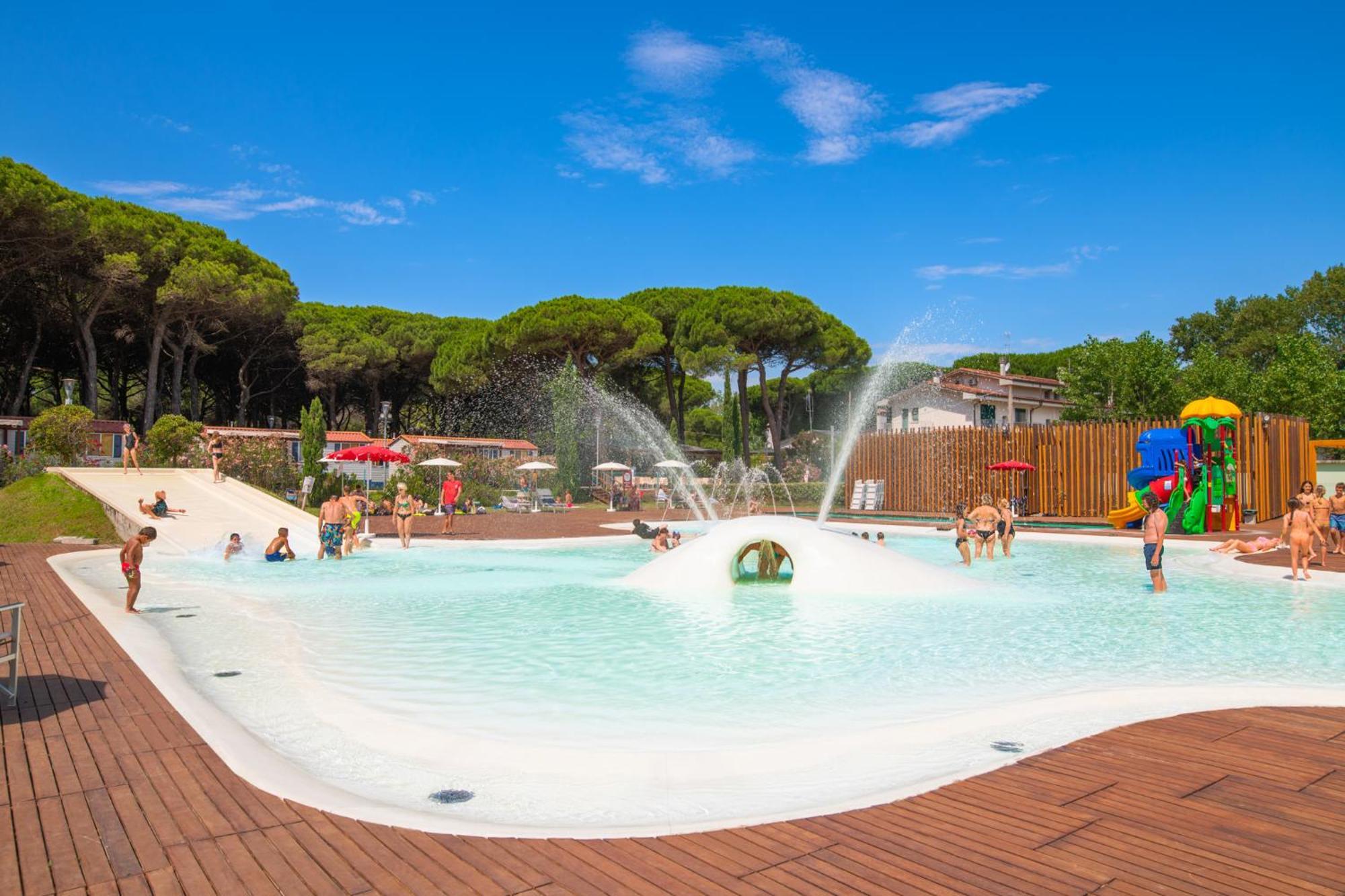 Pineta Sul Mare Camping Village Cesenatico Exterior foto